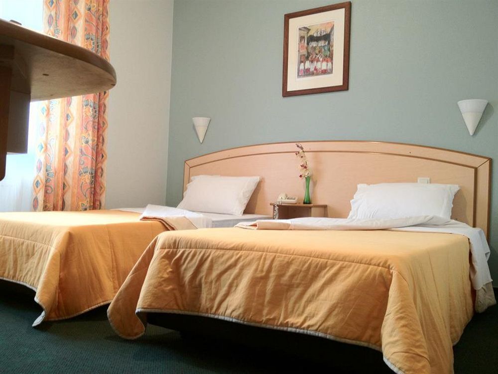 Yasha Hotel Люксембург Екстериор снимка