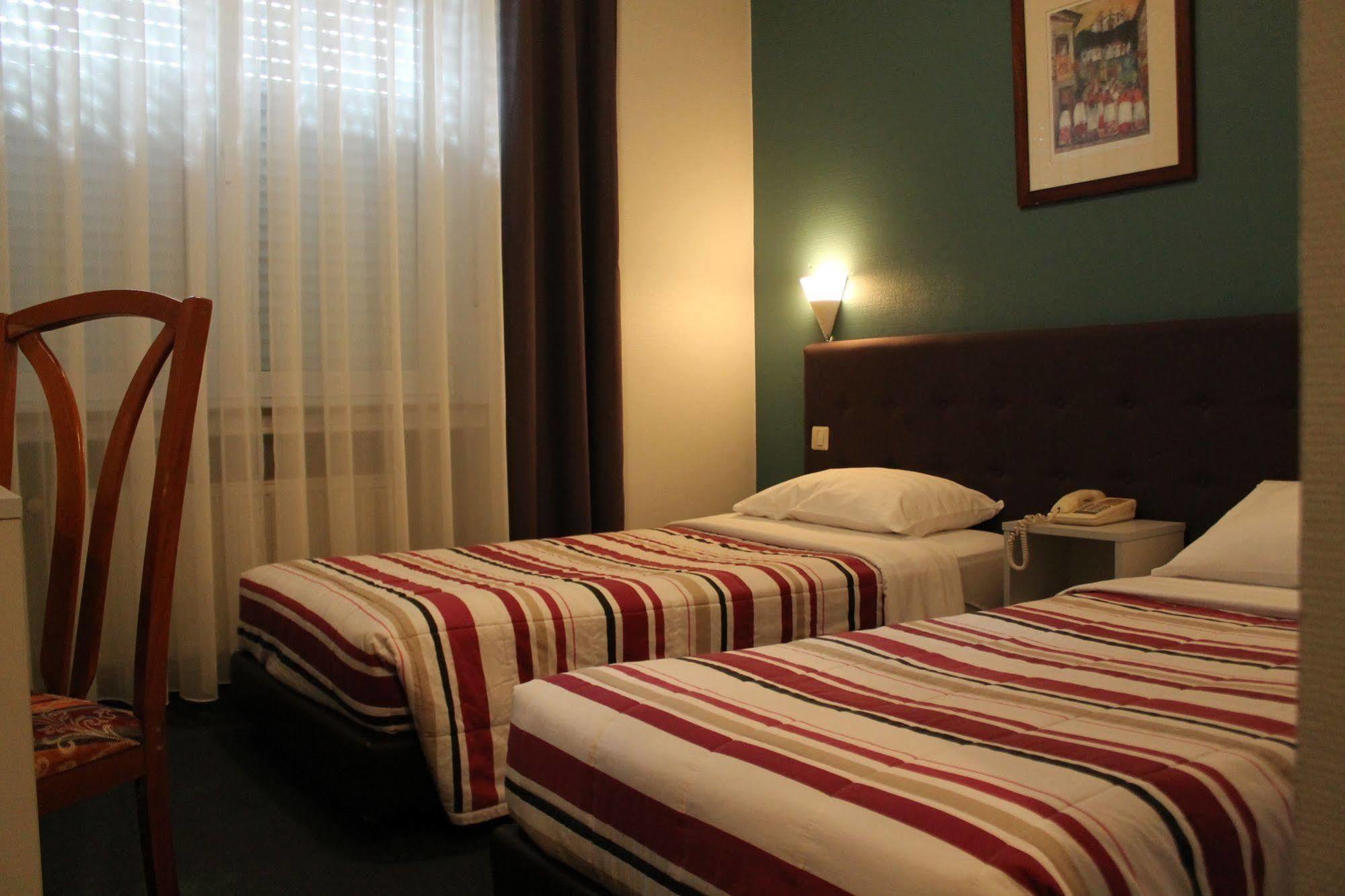 Yasha Hotel Люксембург Екстериор снимка